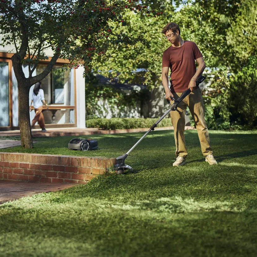 Produktabbildung: Husqvarna - T28-P4A ohne Akku und ohne Ladegerät